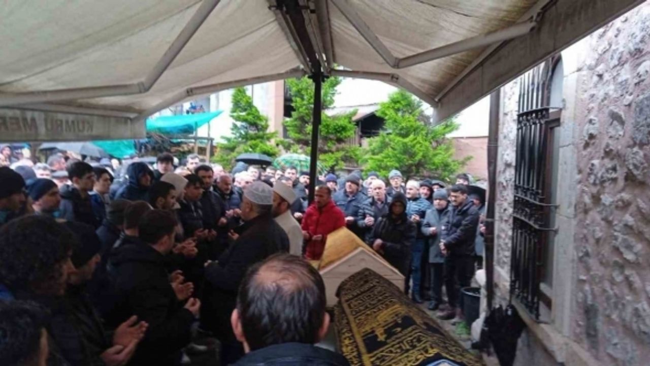 Trafik kazasında hayatını kaybeden sürücü Ordu’da toprağa verildi