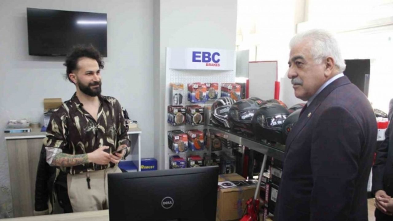 AK Parti Milletvekili Adayı Ayrım’dan Beylikdüzü’nde esnaf ziyareti