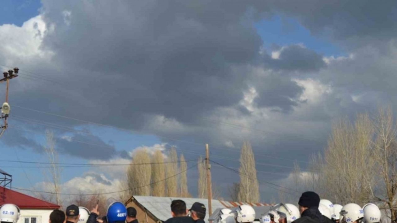 Amatör maçta olaylar çıktı, polis TOMA ile müdahale etti