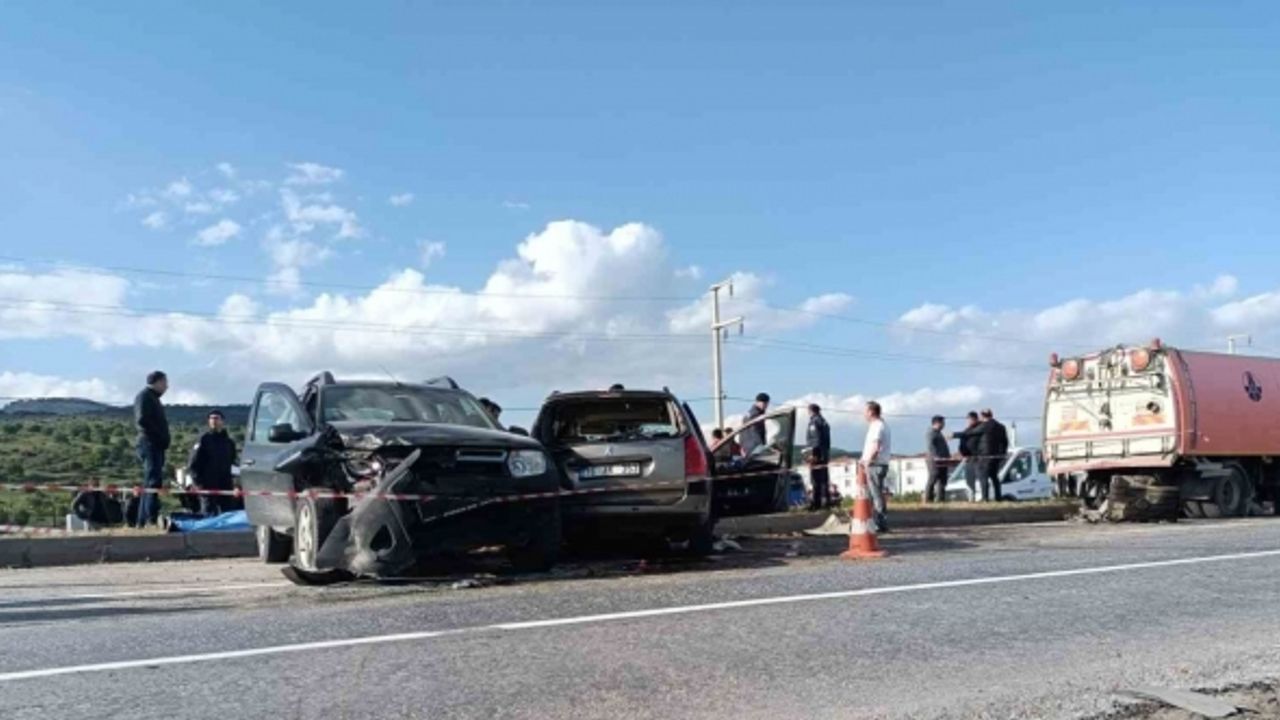 Bergama’da zincirleme trafik kazası: 1 ölü, 1 yaralı
