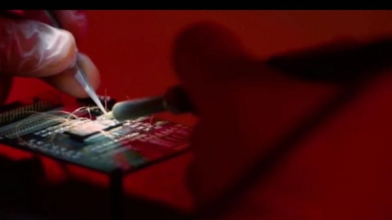 Vatandaşların bilgilerini sahte maille ele geçirip dolandırıcılara satan 20 hacker yakalandı