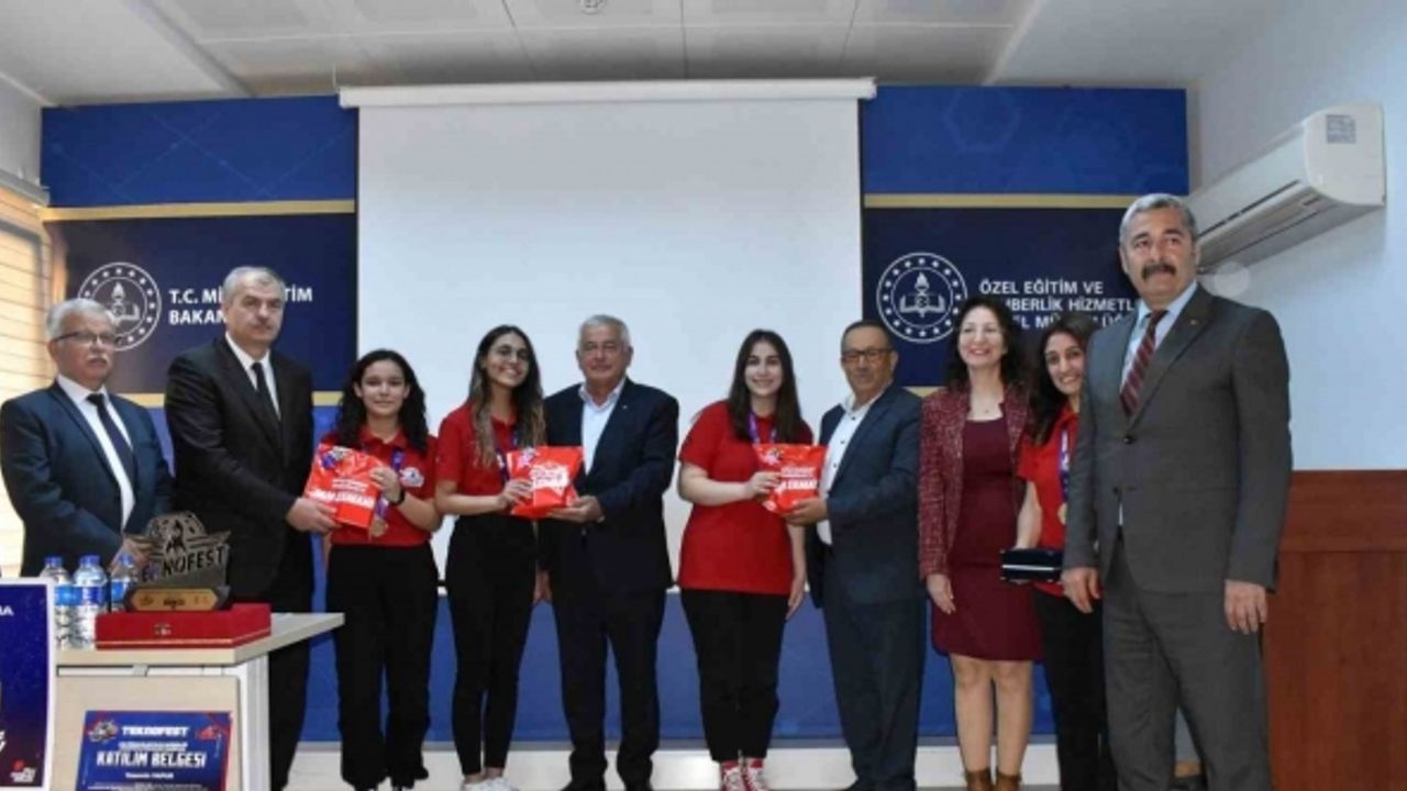 Aydın Ticaret Borsası, Türkiye birincisi BİLSEM öğrencilerini ödüllendirdi