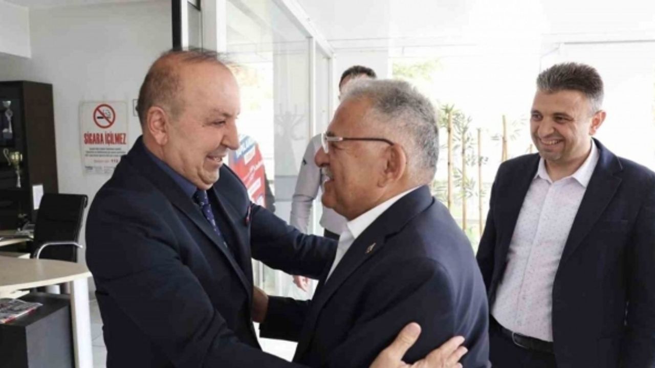 Başkan Büyükkılıç’tan Pınarbaşı Belediyesi’ne ziyaret