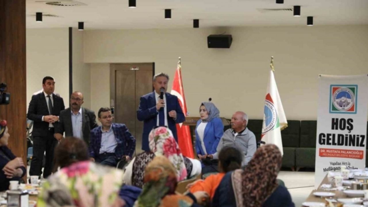 Başkan Palancıoğlu engelli vatandaşlarla buluştu