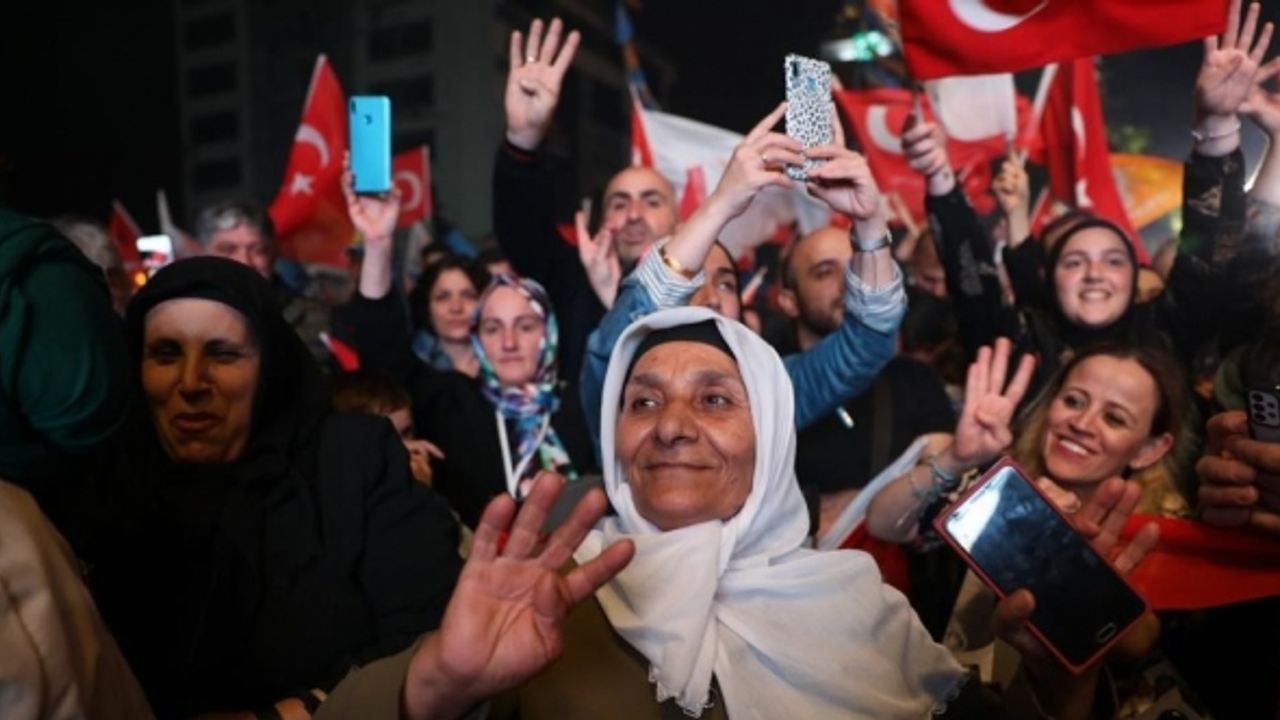 Başkan Talus: "Bu zafer, eşi benzeri olmayan bir başarı olarak tarihe geçti"