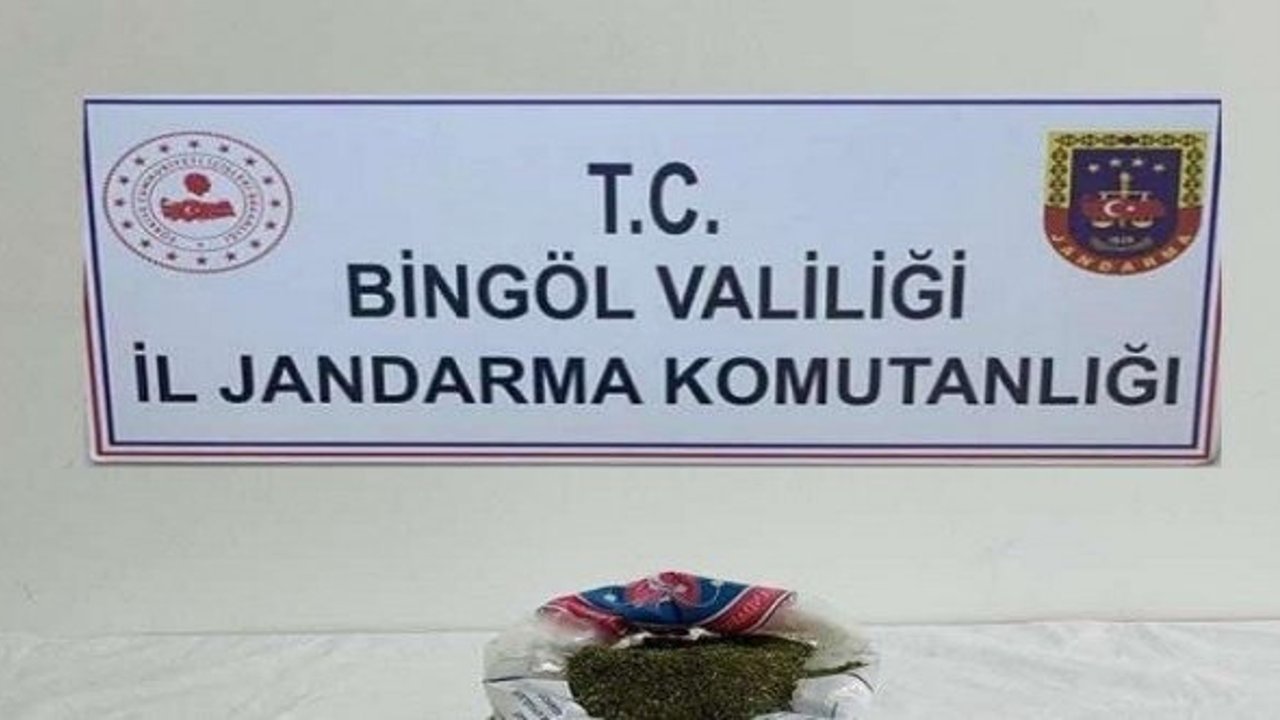 Bingöl’de menfez altında 1 kilo 566 gram uyuşturucu ele geçirildi