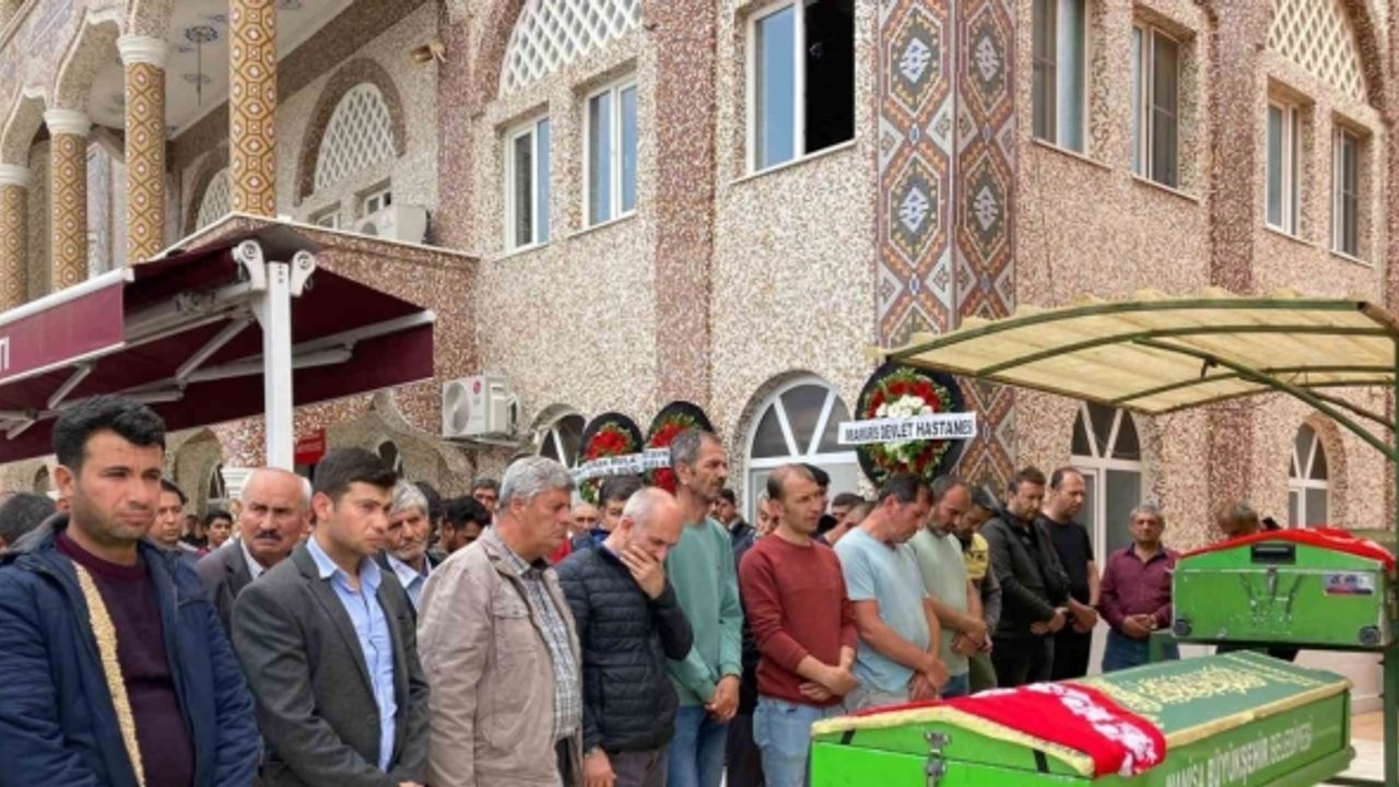 Hayalleri yarım kalan 4 kişilik aile 2 farklı şehirde defnedilecek