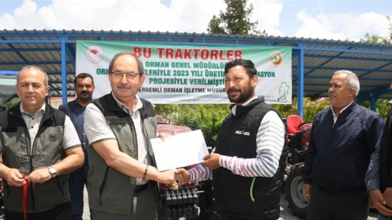 ORKÖY desteği ile 5 çiftçiye traktör verildi
