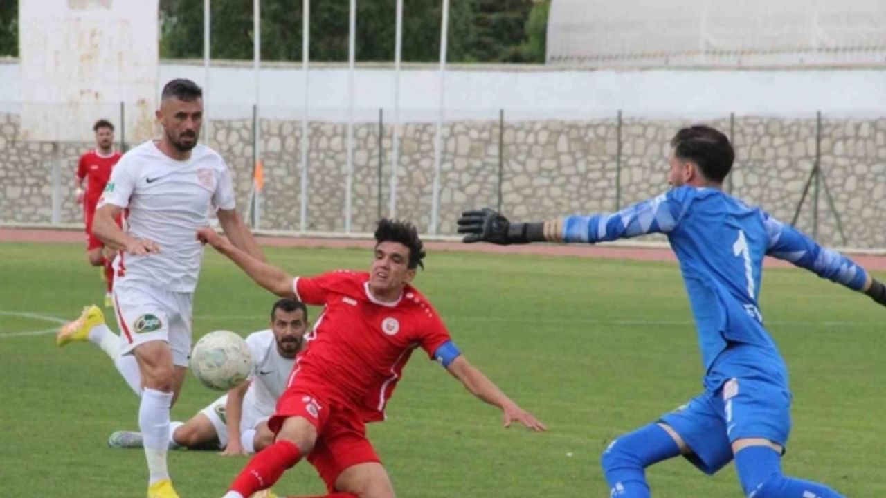 TFF 3. Lig Play-off: Karaman FK: 2 - Ayvalıkgücü Belediyespor: 1