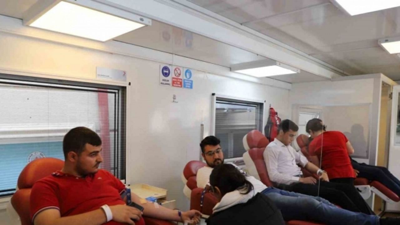 Yahşihan Belediyesi personelinden Türk Kızılayı’na kan bağışı