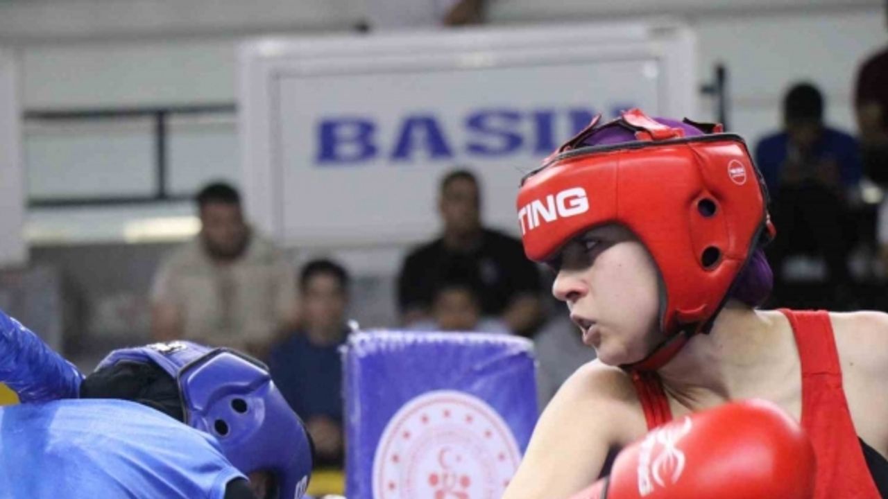 67 ilden 848 sporcu, Türkiye Ferdi Boks Şampiyonası’nda mücadele ediyor