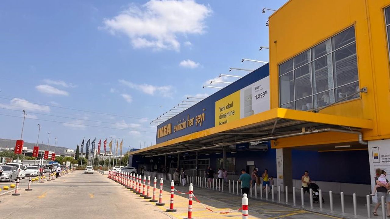 İsveçli IKEA mağazadaki mescidi neden kapattı?