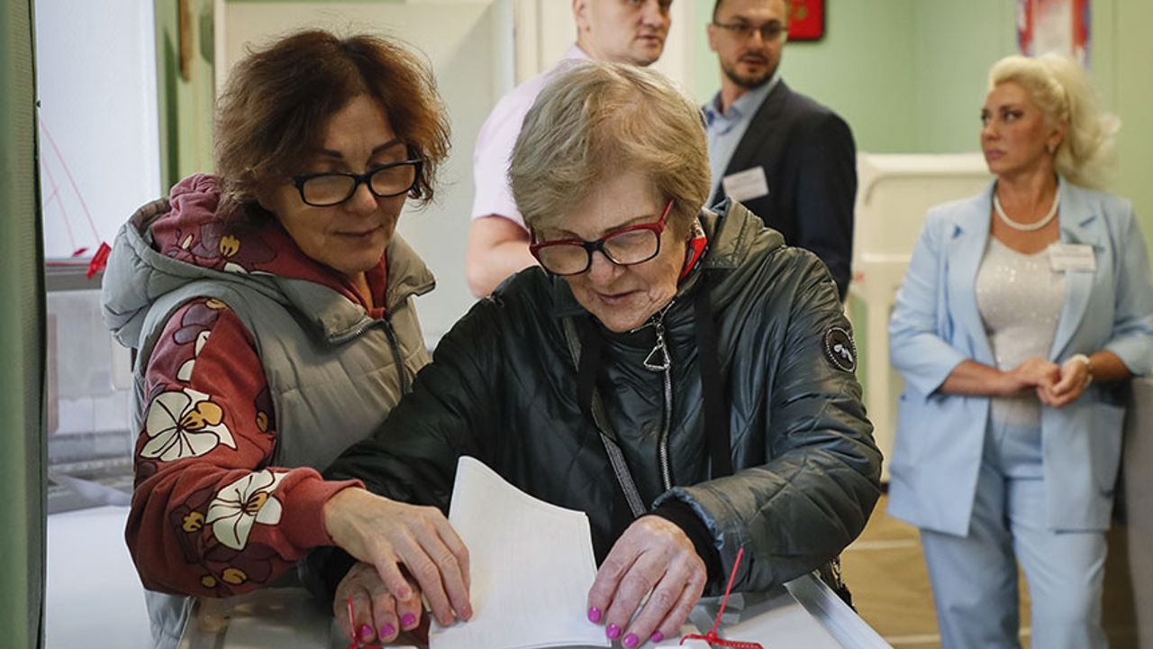 Rus işgali altındaki Ukrayna topraklarında Putin’in partisi yerel seçimlerin galibi oldu