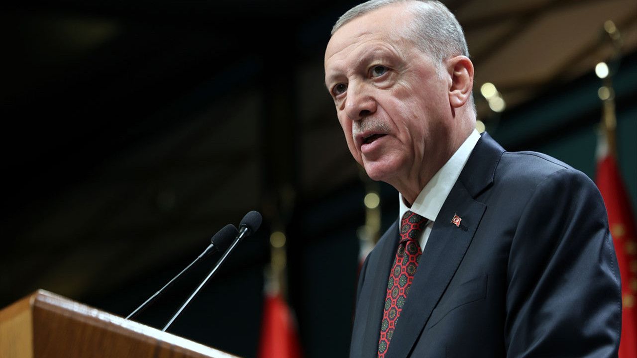 Cumhurbaşkanı Erdoğan: "Kim hukuksuzluk yapıyor ise cezasını çeker"