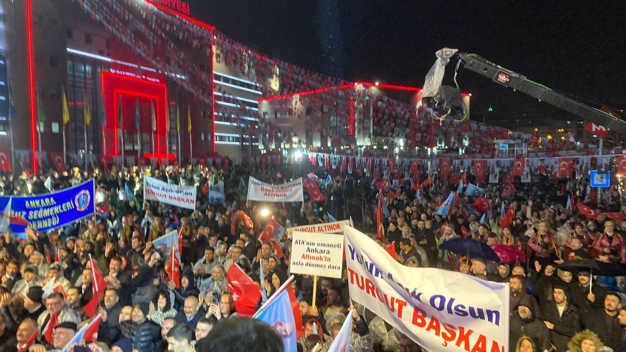 Altınok: "Londra sokaklarında gezen değil, Ankara'nın sokaklarında gezen bir Altınok olacak"