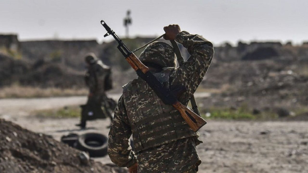 Ermenistan Azerbaycan'ın açtığı ateşte 4 askerin öldüğünü açıkladı