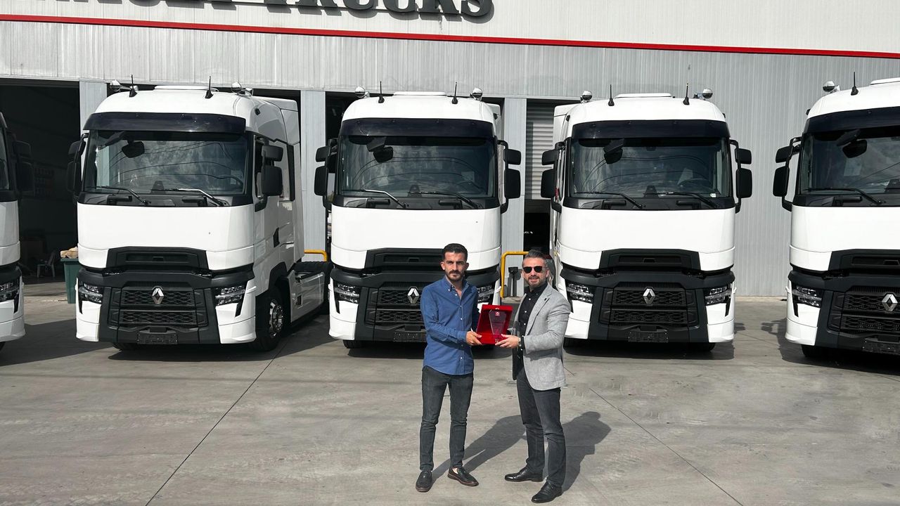 Özaşkın Trans’ın yeni Renault Trucks çekicileri ile düşük yakıt tüketimi