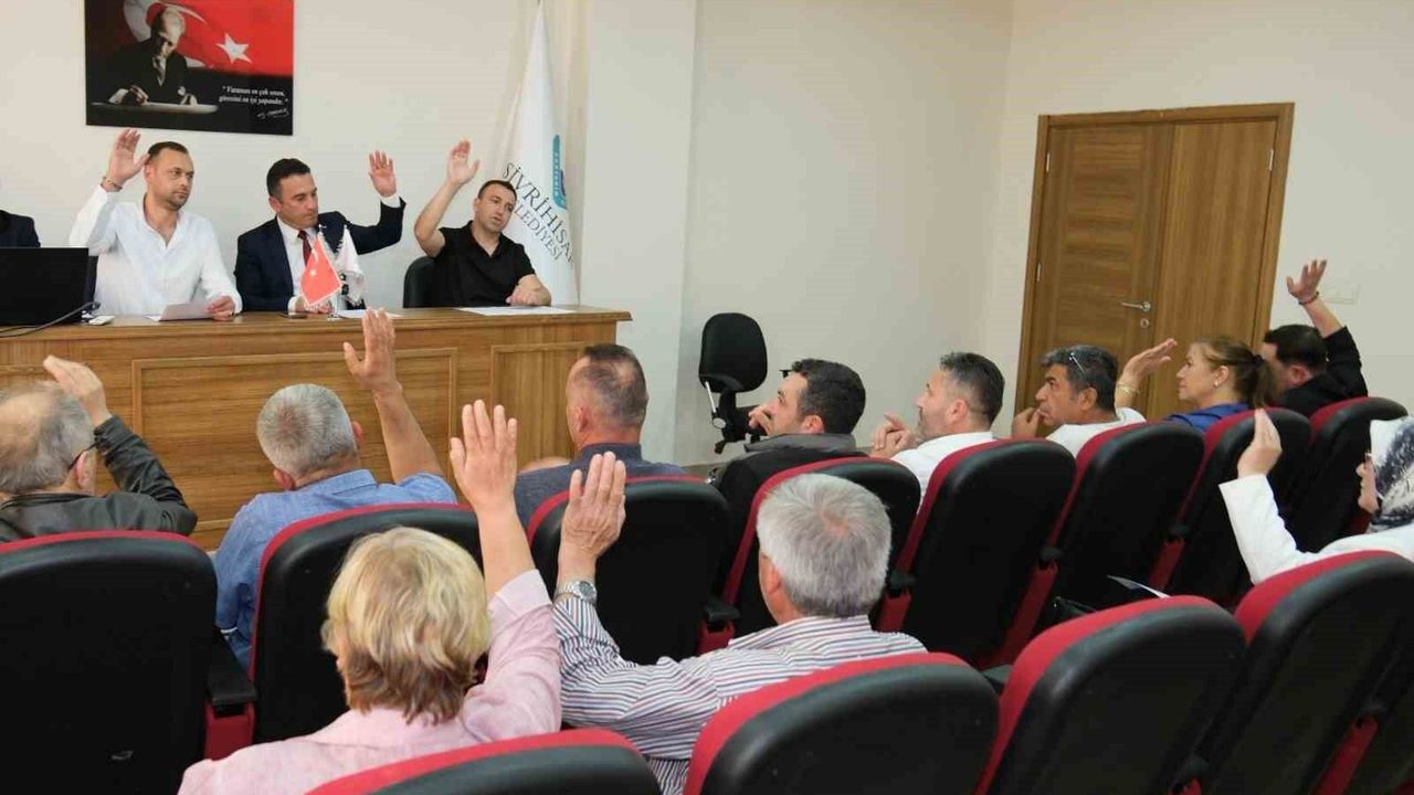 Sivrihisar'da yeni otogar için imar planı değişikliği Meclisten oy birliğiyle geçti