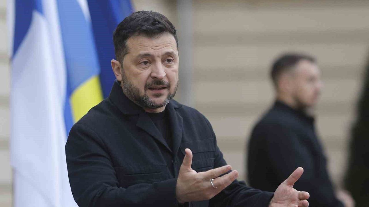 Zelenskiy'den Yaptırımların Kaldırılmasına Ret