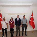 Şampiyon Elvira'ya tebrik