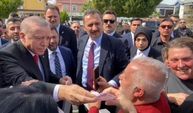 Erdoğan'a cuma namazında vatandaşlardan sevgi seli