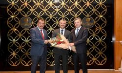 Büyükşehir Belediyesi Genel Sekreteri Noğay’a veda programı düzenlendi