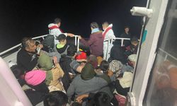 Yunanistan ölüme terk ediyor, Türk Sahil Güvenlik kurtarıyor