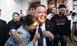 İhtiyaç sahibi tüm üniversite öğrencilerine 8 bin TL burs