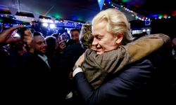 Hollanda’da sandıktan İslam karşıtı Wilders'ın liderliğindeki Özgürlük Partisi birinci çıktı