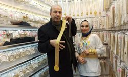 800 bin liralık kemerin imitasyonu 700 liraya satılıyor
