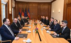 Azerbaycan ve Ermenistan Dışişleri Bakanlarının Berlin'deki barış anlaşması müzakeresi başladı