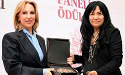 Gürok Grup Yönetim Kurulu Başkan Vekili  Esin Güral Argat’a, “Yönetim Katına Yön Veren Kadın Ödülü”