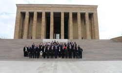 Büyükçekmece Belediye Başkanı Akgün, Anıtkabir’i ziyaret etti