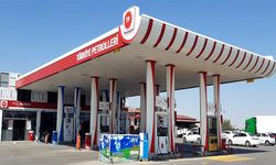 Alpet'i bünyesine katan Zeren Group, 800'den fazla istasyonu bulunan Türkiye Petrolleri'ni satın aldı