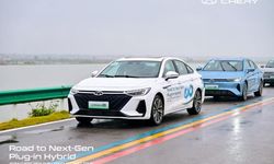 Chery ARRIZO 8 PHEV 1400 Km’lik Ultra Uzun Menzili ile Dünyanın Doğa Harikalarını Keşfediyor!