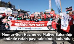 Memur-Sen Hazine ve Maliye Bakanlığı önünde refah payı talebinde bulundu