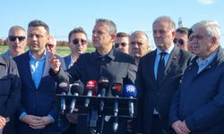 Özgür Özel: "İmamoğlu’nun bütün programlarına bakın, o çanta jammer çantası"