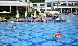 Otellerde Yüzde 100 Doluluk Turizmcilerin Yüzünü Güldürdü
