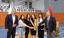 Adil Sani Konukoğlu Spor Lisesi’nde mezuniyet heyecanı