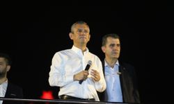 Özgür Özel’den Adana’da Mesaj: “Artık iftiradan bıktık, TRT’den canlı yayınlansın!”
