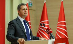 CHP’de Manavgat Krizi: Kara ve Sözen’in Üyelikleri Askıya Alındı