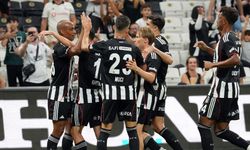 Beşiktaş’tan Dublin’de tarihi geri dönüş! Play-off turuna yükseldi