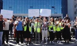 İşten çıkarılan işçilerden Mansur Yavaş'a protesto!