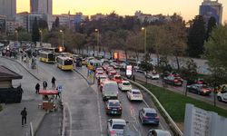 Okullar Açıldı, İstanbul’da Sabah Trafiği Kilitlendi: Yoğunluk Yüzde 70’e Ulaştı