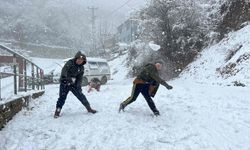 Artvin’de Kar Yağışı Hayatı Olumsuz Etkilemeye Devam Ediyor!