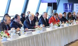 Ticaret Bakanı Bolat, Macaristan'da