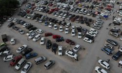 Altın ve gümüş ikinci el otomobili geride bıraktı: Galerilerde sessizlik hâkim