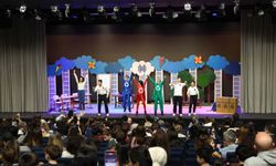 Halkbank Çocuk Tiyatrosu yeni sezonuna “Süper Kahramanlar” ile başladı