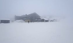 Türkiye'de en fazla kar kalınlığı Karabet Tepesi’nde ölçüldü