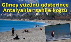 Güneş yüzünü gösterdi, Antalyalılar Konyaaltı’na akın etti